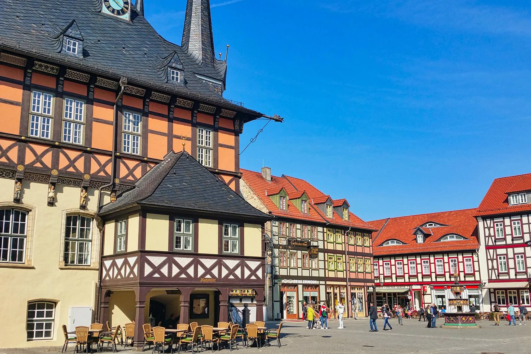 Das Rathaus und der Marktplatz von Wernigerode